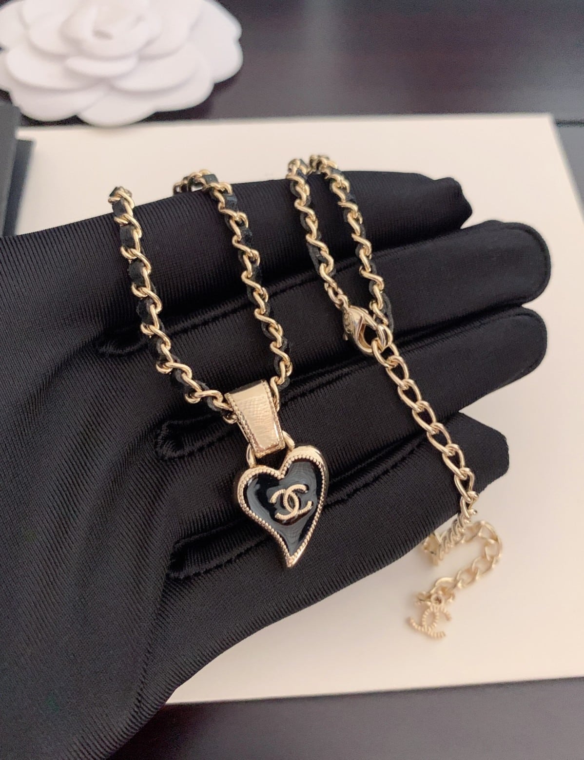 Chanel Domestic Necklace Gold Metal And Black Heart