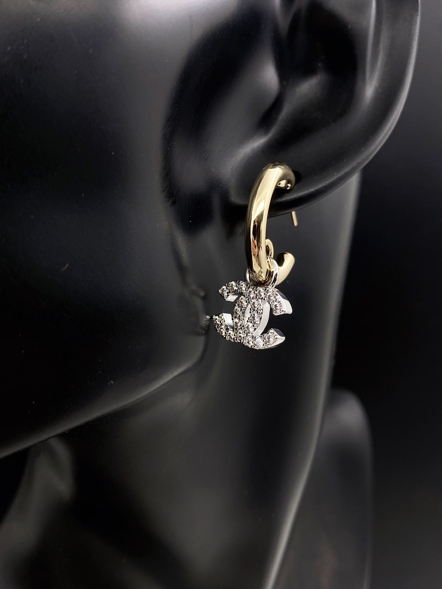 Chanel Pearls Cc Logo Earrings