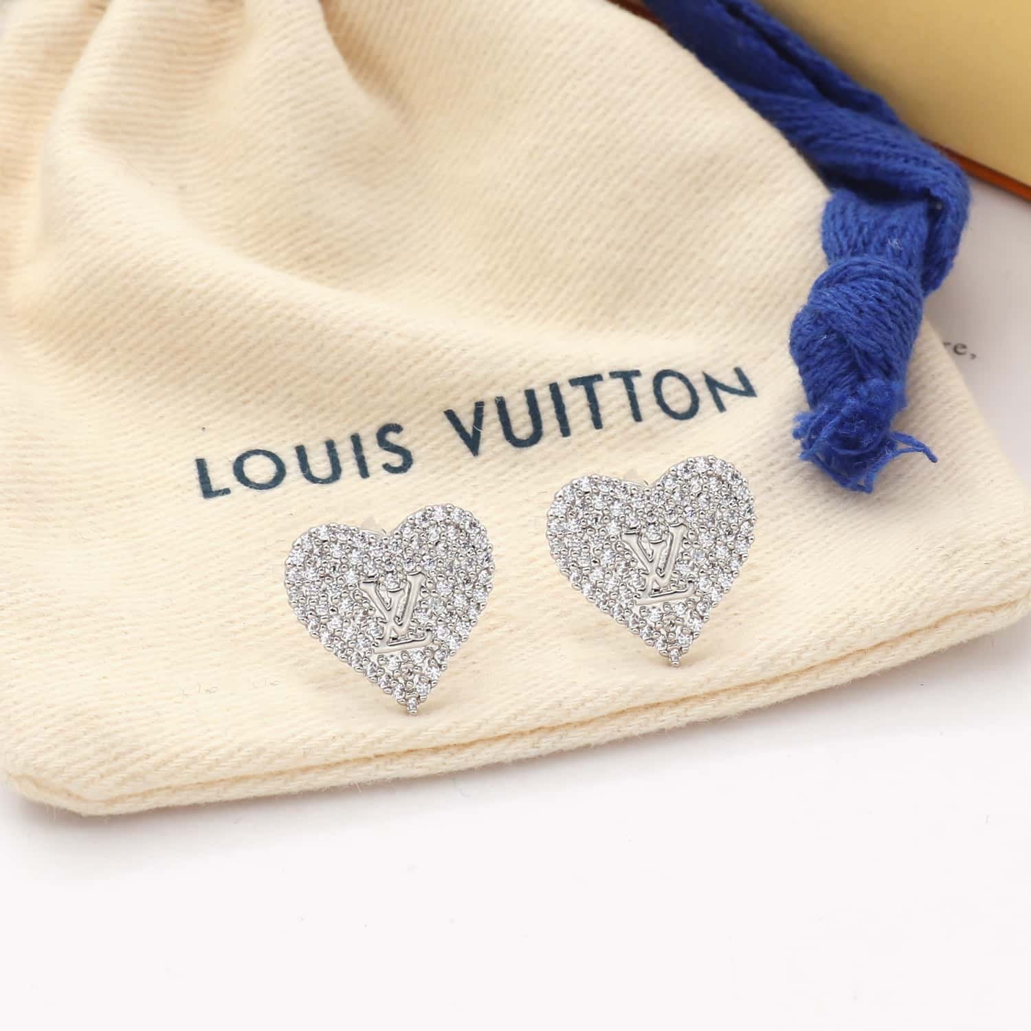 Louis Vuitton Sparkling Heart Stud Earrings White Gold Tone