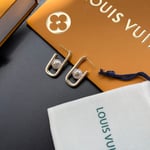 Louis Vuitton My Lv Chain Pearls Earrings Gold M01451