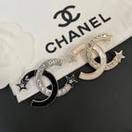 Chanel Cc Brooch Gold With Two Small Stars