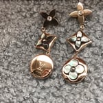 Louis Vuitton Blossom Long Earrings