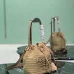 Louis Vuitton Gram Earrings M01264