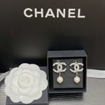 Chanel Silver Tone Metal Cc Pin Brooch Encrusted With Faux Pearls