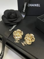 Chanel Cc Flower Earrings With Crystal Gold