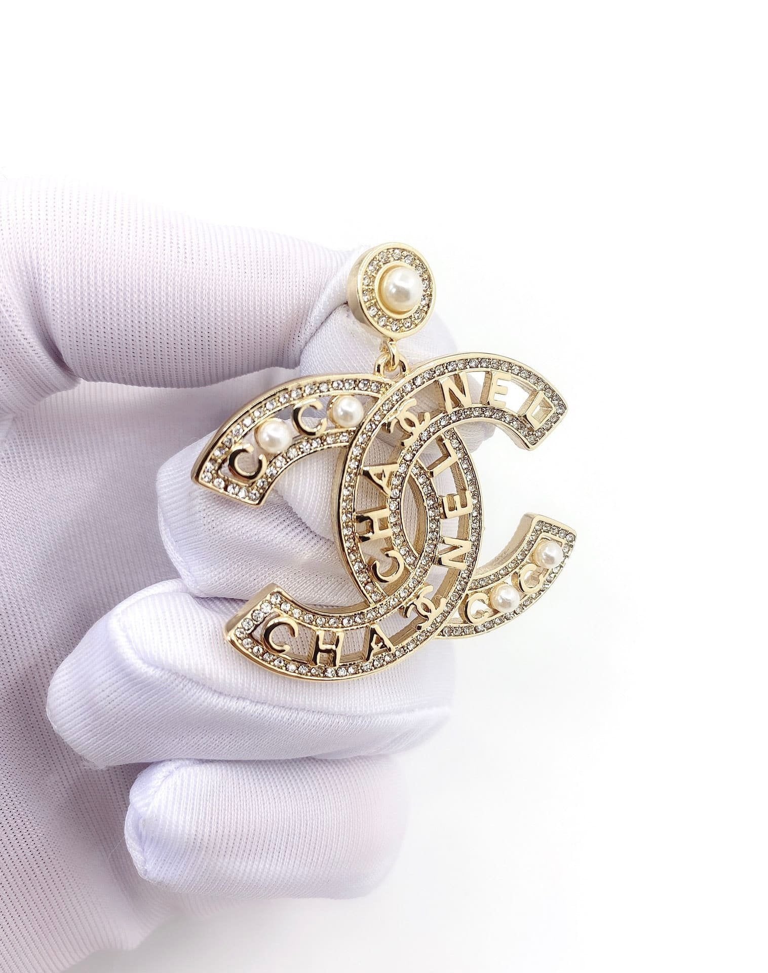 Chanel Cc Gold Earrings