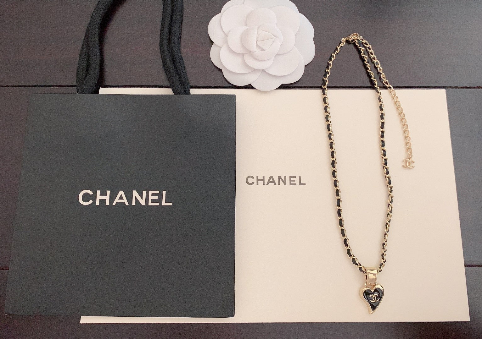 Chanel Domestic Necklace Gold Metal And Black Heart