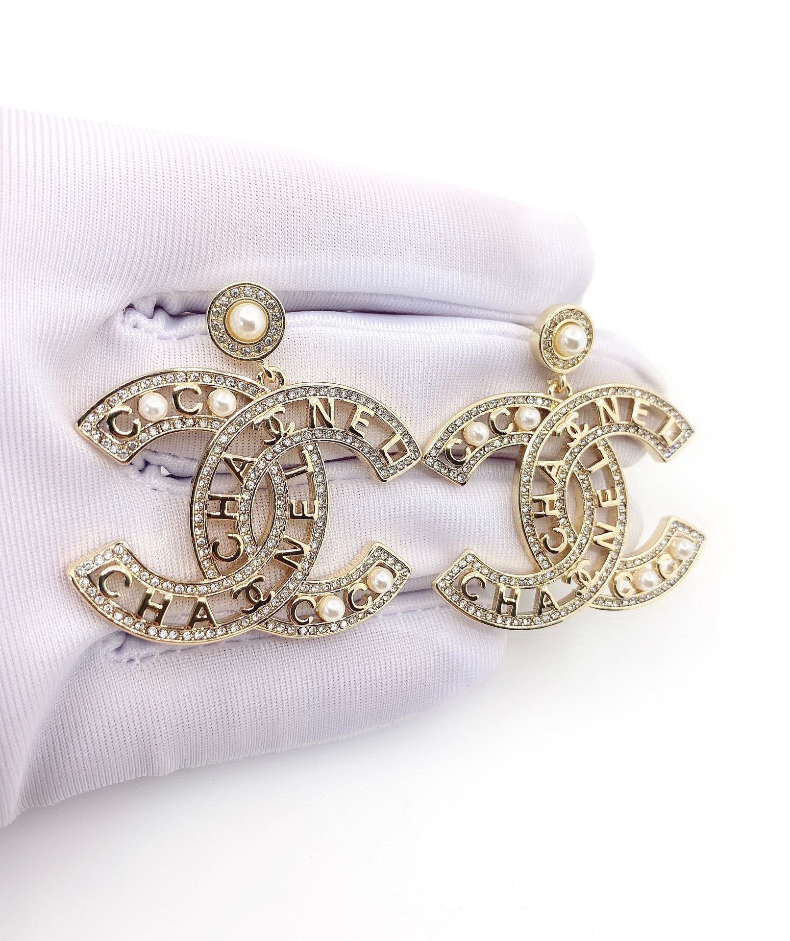 Chanel Cc Gold Earrings