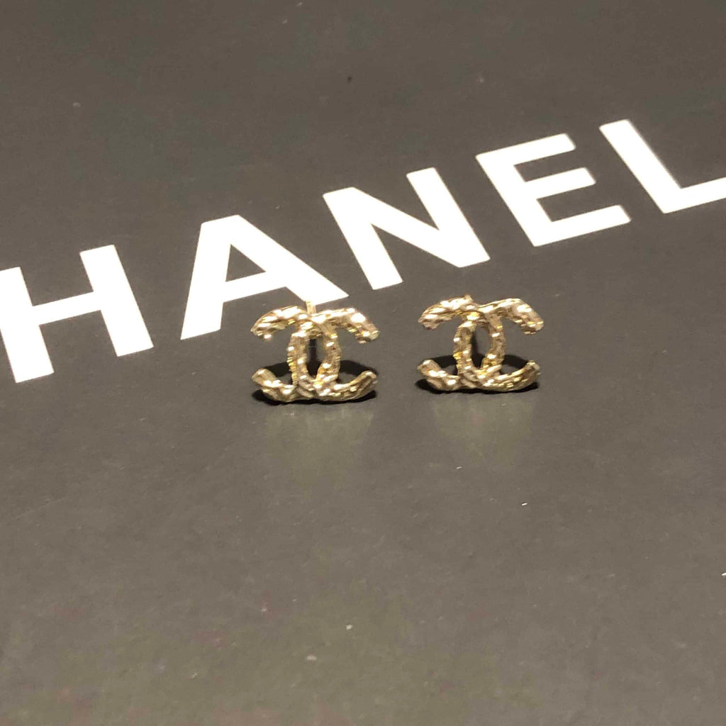 Chanel Cc Earrings Gold