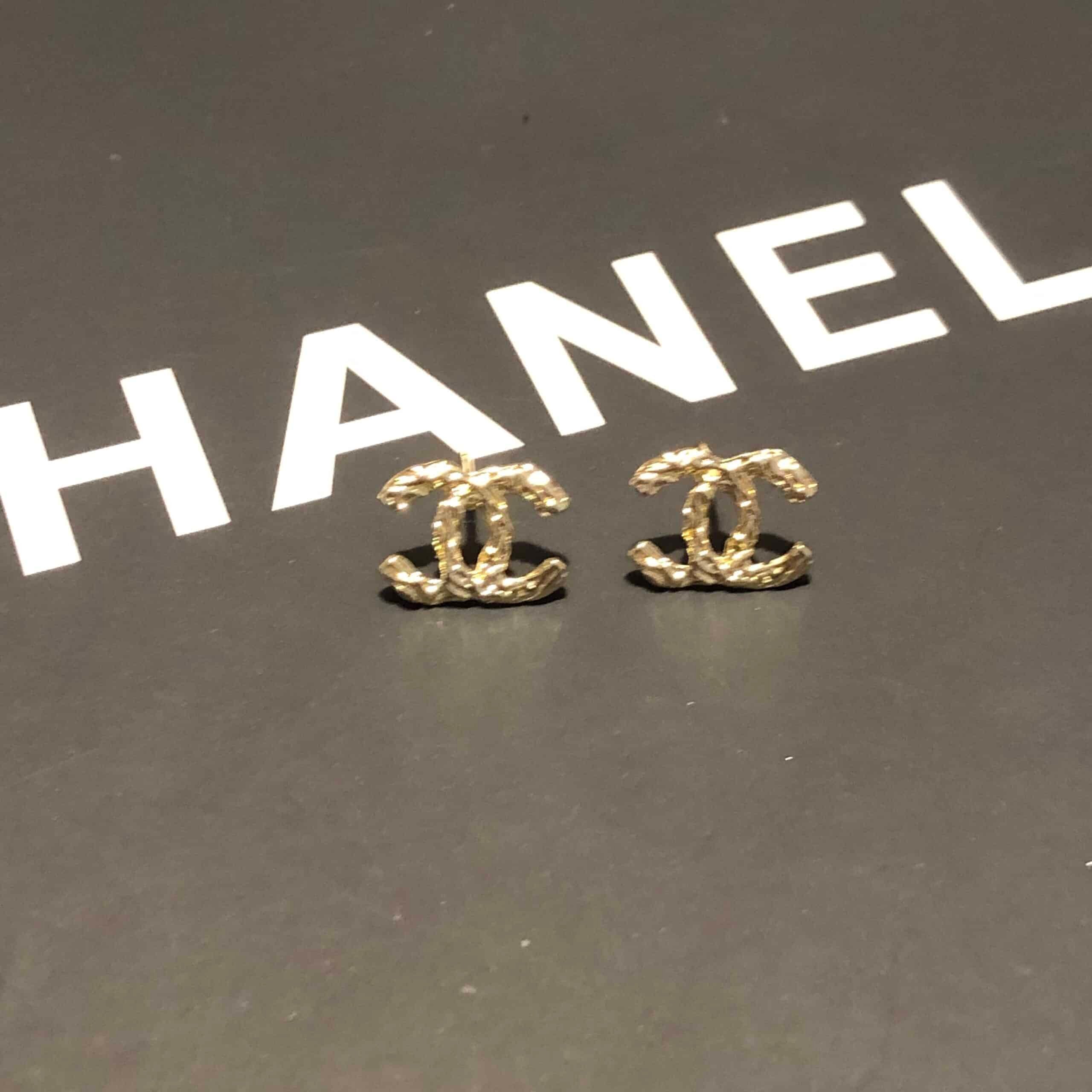 Chanel Cc Earrings Gold