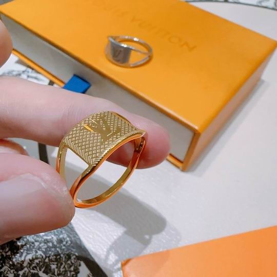 Louis Vuitton Ring Gold