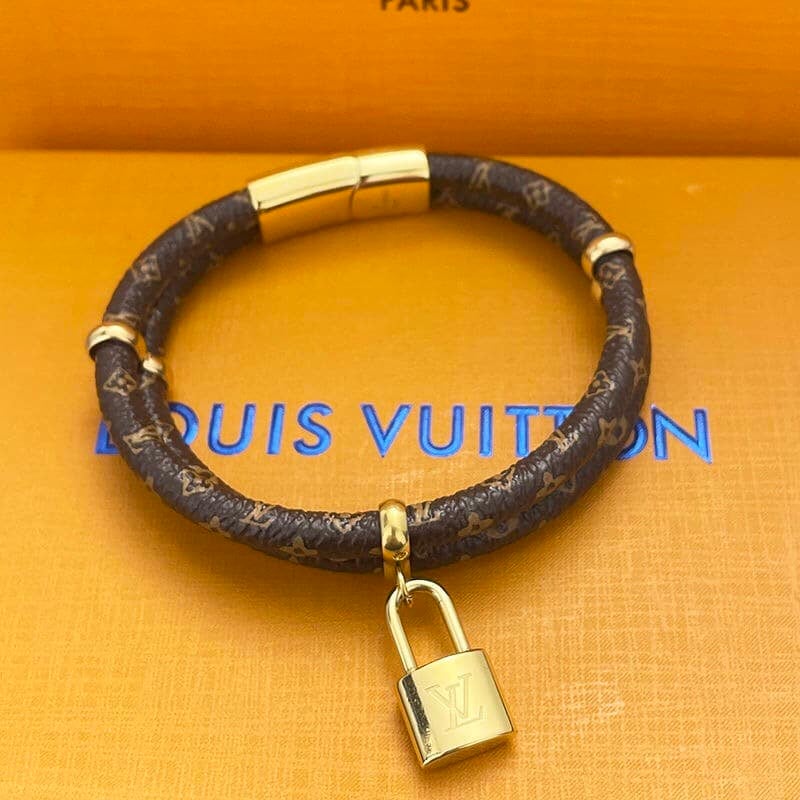 Louis Vuitton Keep It Twice Bracelet M8109E