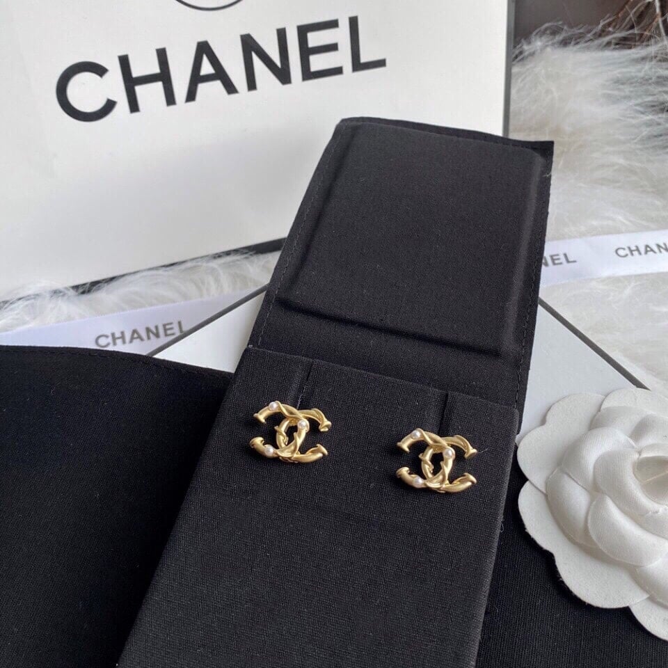 Chanel Cc Gold Earrings