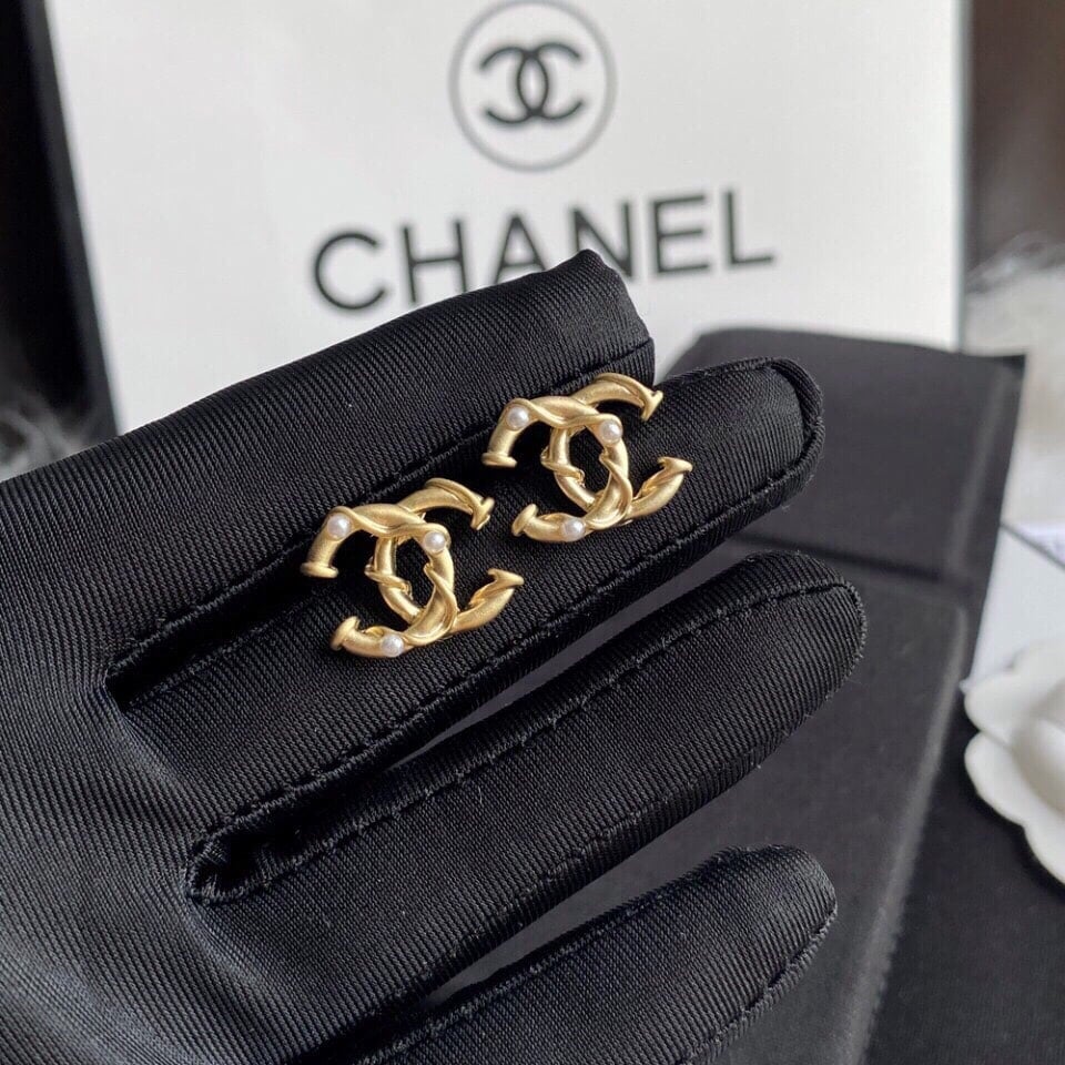 Chanel Cc Gold Earrings