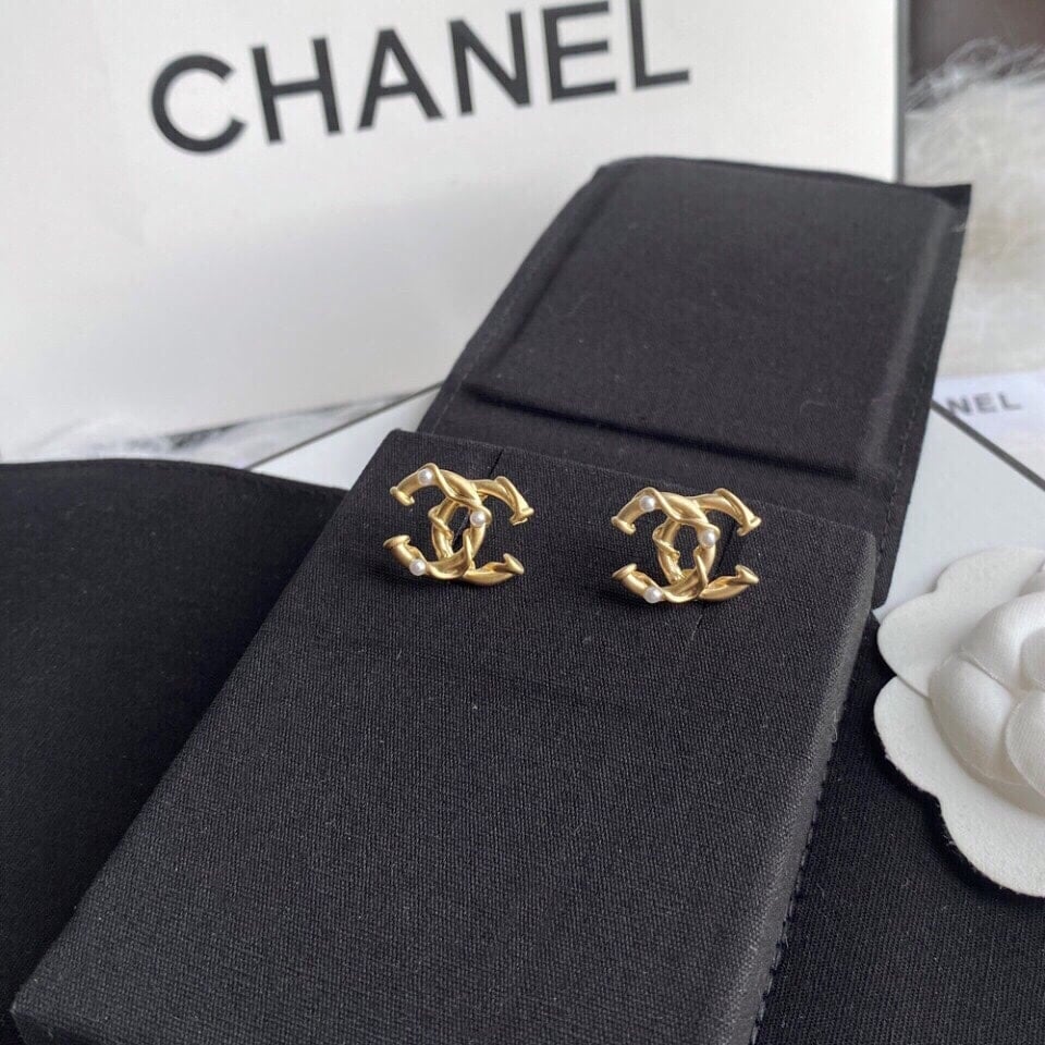 Chanel Cc Gold Earrings